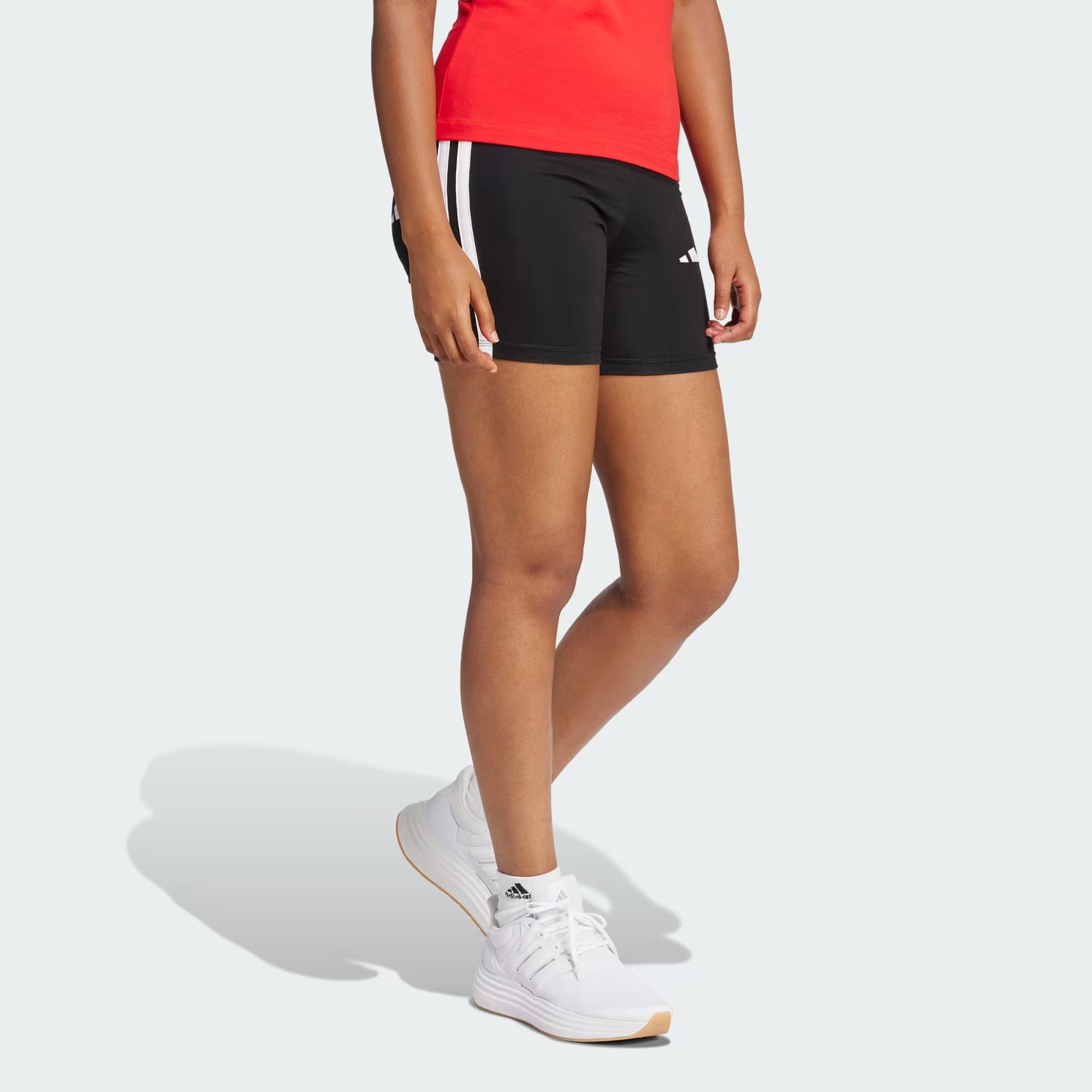 Short Essentials 3-Stripes High Waisted Biker Donna Adidas - immagine 2