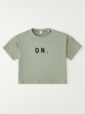 T-shirt crop bambina scritta "ON" I Do